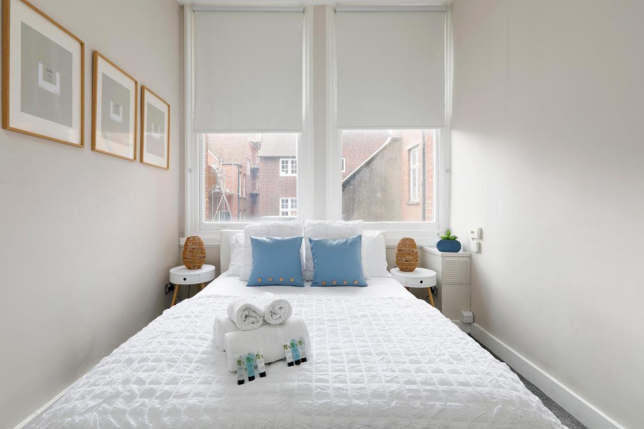 Great 2 Bedroom Apt By The Beach And Town Brighton Bagian luar foto